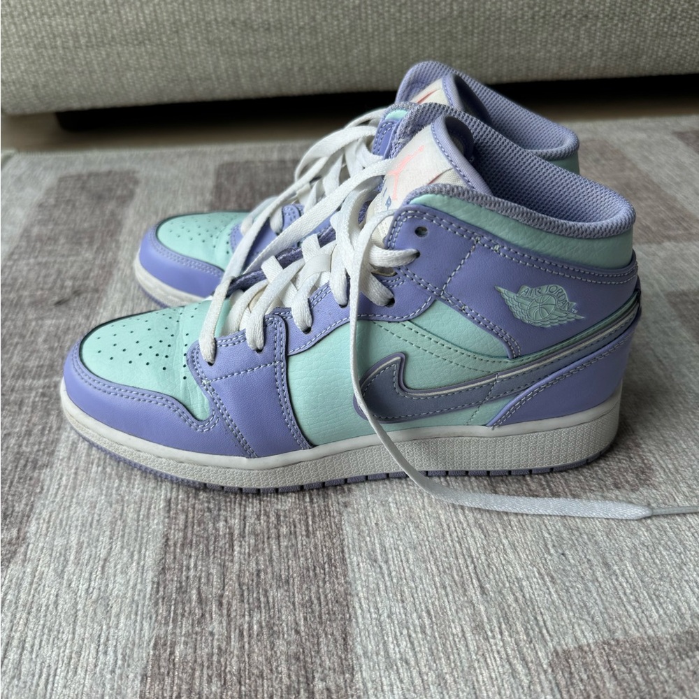 Jordan 1 Mid (GS) - Picture 5 of 5